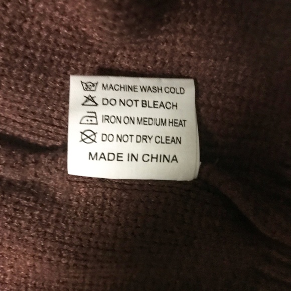 MEN'S BROWN CABLE KNIT VEST SIZE L - Picture 4 of 4